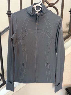 Lululemon Women’s Gray Nulu Define Jacket